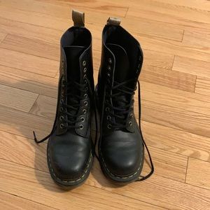 Black Air Wait boots